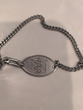Source Unknown Silver Medic Alert Medical ID Bracelet